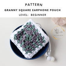 Load image into Gallery viewer, Granny square earphone pouch
